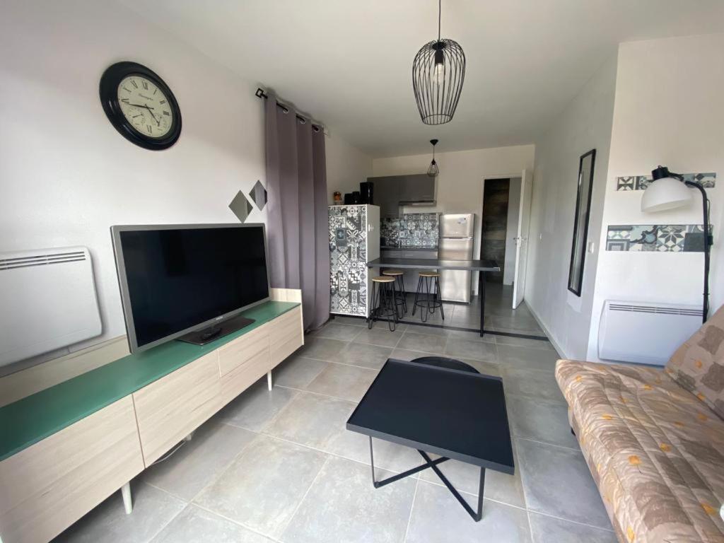 Studio Avec Exterieur Ombrage Сен-Марсель-ле-Валанс Экстерьер фото